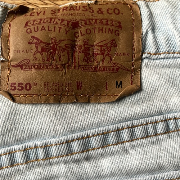 Levi’s 550 relaxed fit - size 9 - washed look - Picture 4 of 4